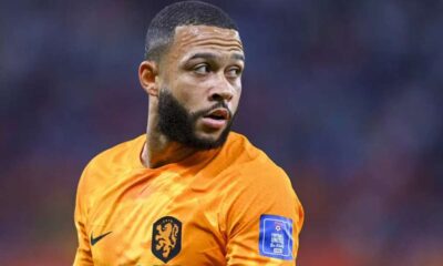 Memphis Depay con la maglia dell'Olanda