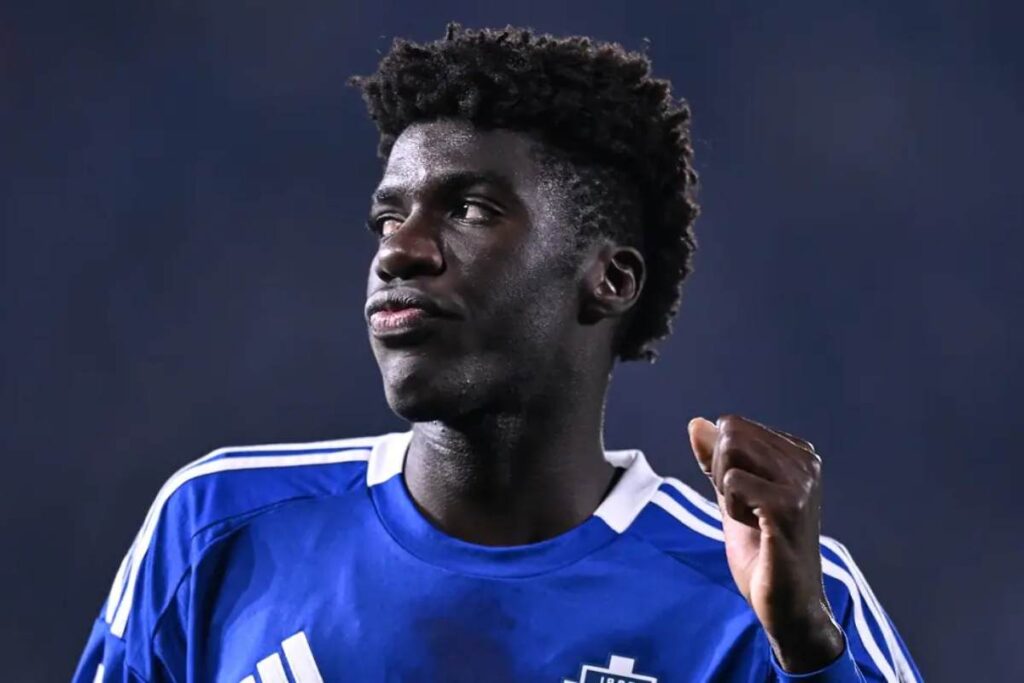 Assane Diao, attaccante del Como