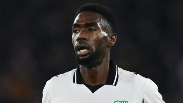 Alieu Fadera con la maglia del Sassuolo