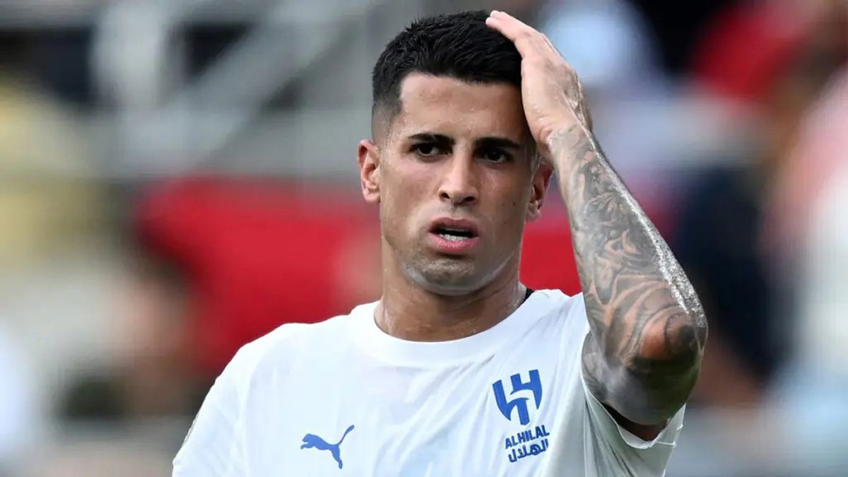 joao cancelo torna al barcellona ufficiale l8217accordo il portoghese firma un contratto triennale da Calcionews24.com joao cancelo torna al barcellona ufficiale l8217accordo il portoghese firma un contratto triennale