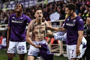 Il Frosinone riporta in Serie A Aleksa Terzic: è fatta! Chi è il colpo sulla fascia dei ciociari, storia e caratteristiche tecniche