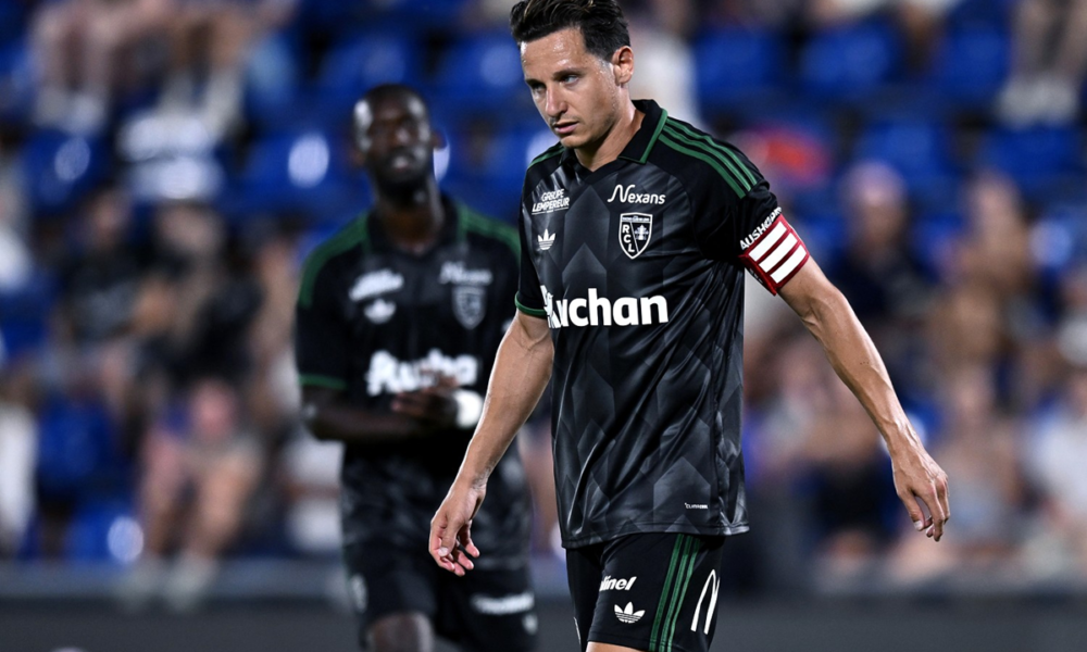 Supercoppa di Francia, notte leggendaria del Lens: un gol di Thauvin stende il PSG