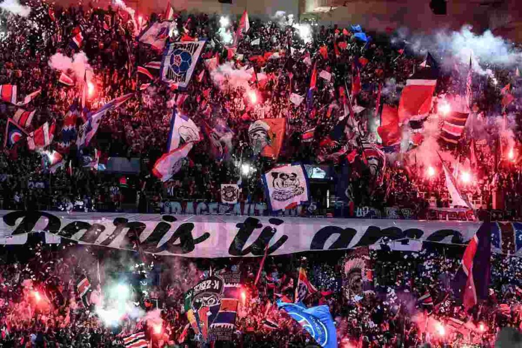Tifosi PSG 09 08