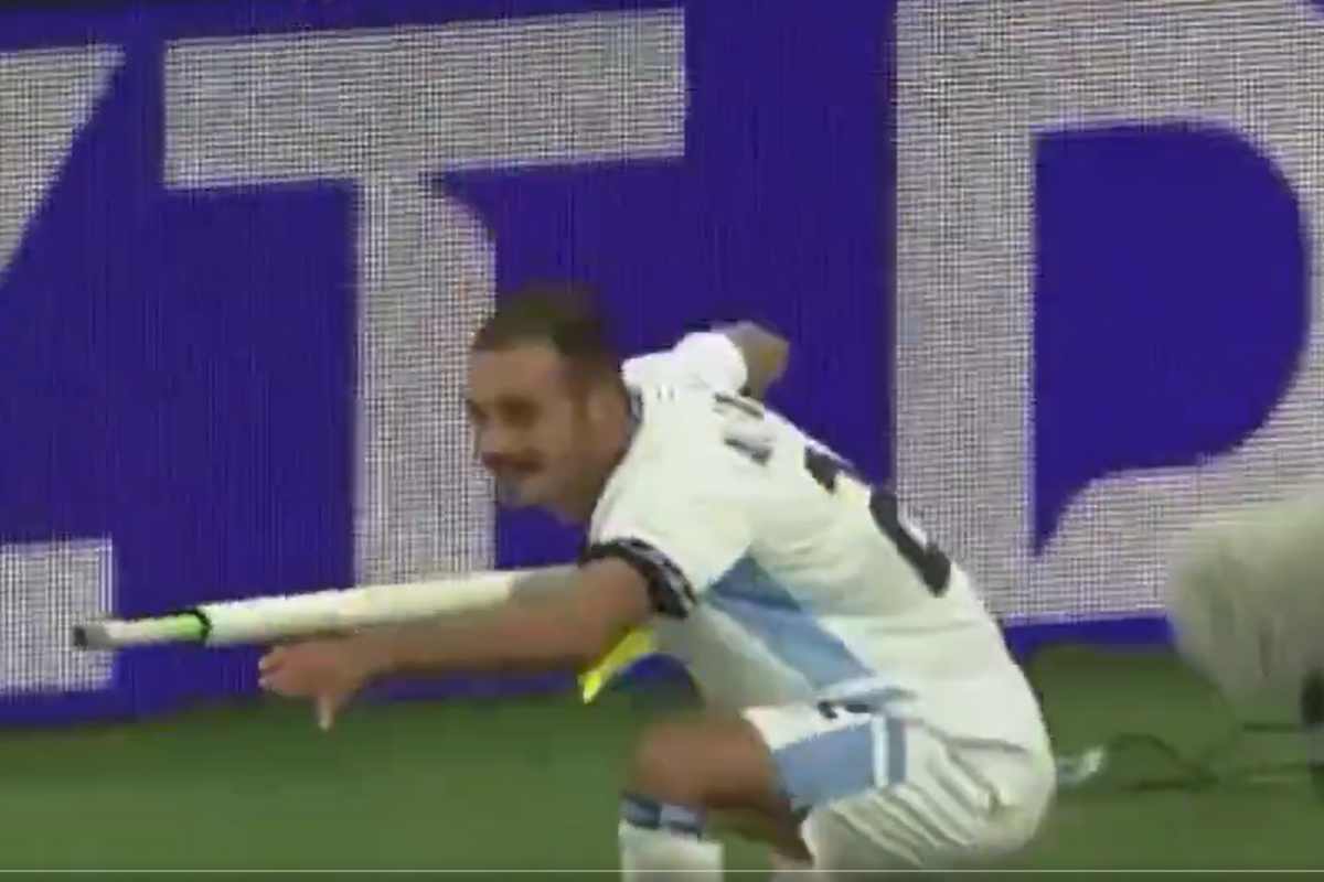 abu farchi debutto da sogno e beffa con israele primo gol in nazionale poi espulsione contro l8217austria per l8217esultanza cos8217232 successo da Calcionews24.com abu farchi debutto da sogno e beffa con israele primo gol in nazionale poi espulsione contro l8217austria per l8217esultanza cos8217232 successo