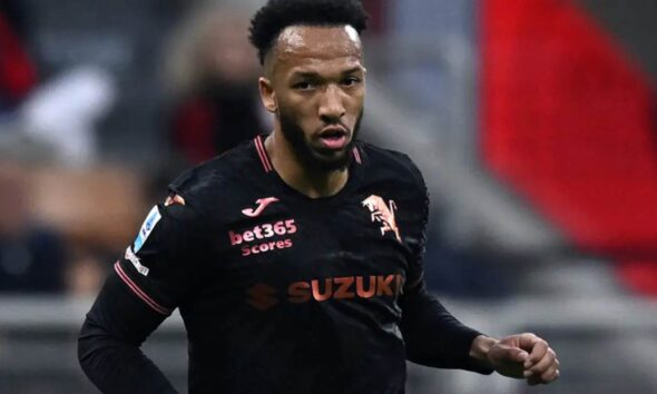 Enzo Ebosse con la maglia del Torino