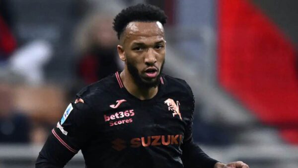 Enzo Ebosse con la maglia del Torino