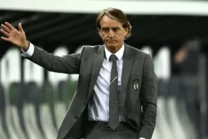 Italia Turchia, il ct degli azzurri Mancini prepara la rivoluzione: cinque cambi per la sfida contro la Turchia