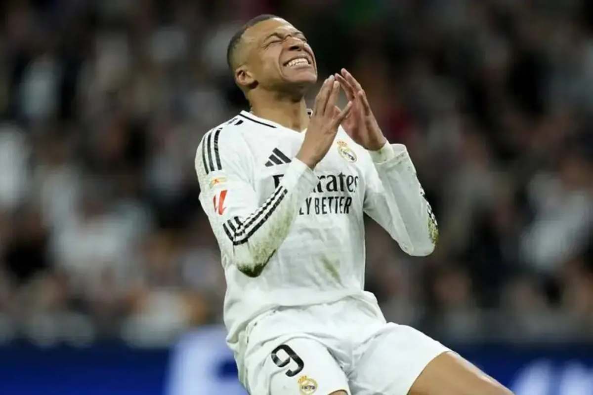 real madrid aggiornamenti su mbapp233 infortunio al ginocchio previsti 10 12 giorni di stop da Calcionews24.com real madrid aggiornamenti su mbapp233 infortunio al ginocchio previsti 10 12 giorni di stop