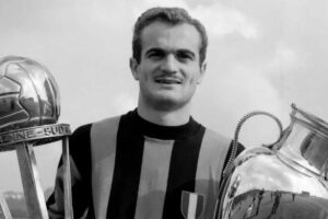 Addio a Sandro Mazzola, leggenda dell’Inter: la storia di un campione eterno della Grande Inter. Il cordoglio del club nerazzurro