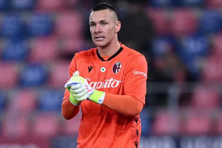 Bologna, retroscena Skorupski: il club aveva già deciso la cessione del portiere in estate. Cos’è successo