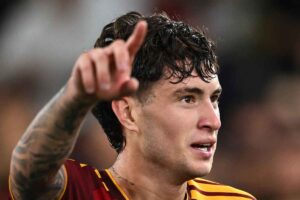 Soulé esulta dopo il suo gol in Roma Atalanta