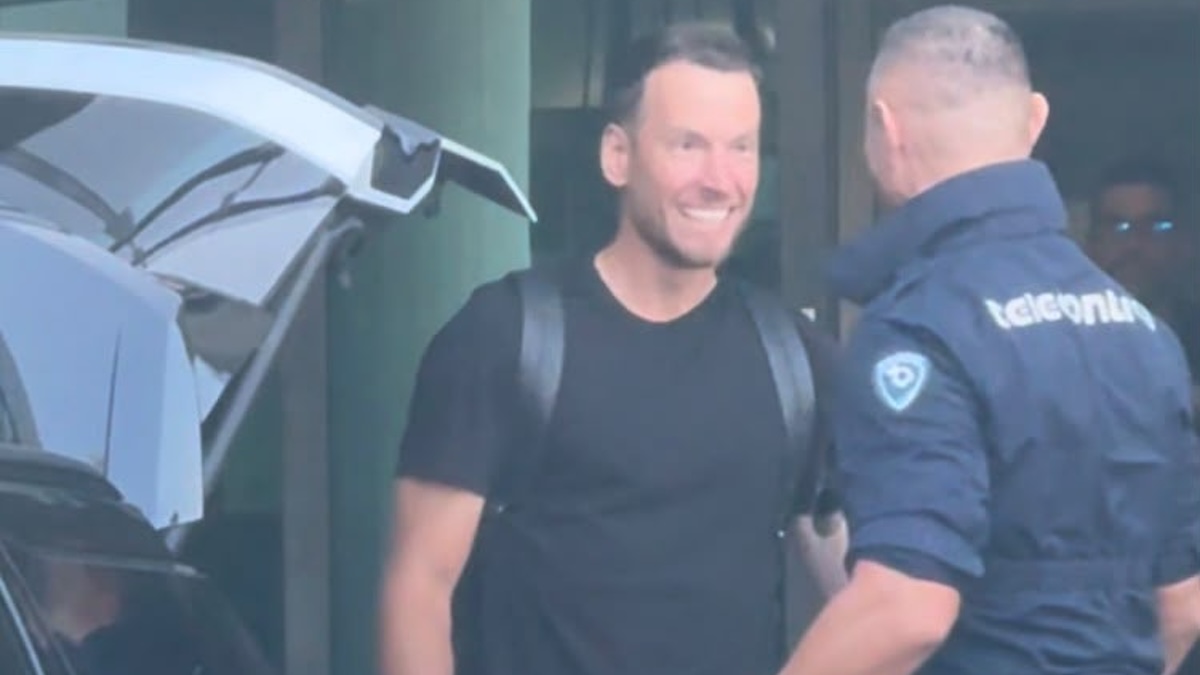 neto torna alla juventus il ritorno dopo dieci anni e la nuova sfida al fianco di vicario le immagini del suo arrivo a torino 8211 video da Calcionews24.com neto torna alla juventus il ritorno dopo dieci anni e la nuova sfida al fianco di vicario le immagini del suo arrivo a torino 8211 video