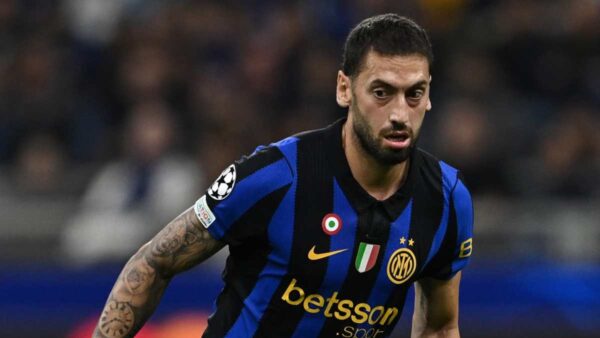 Calhanoglu Inter Bruges per calcio