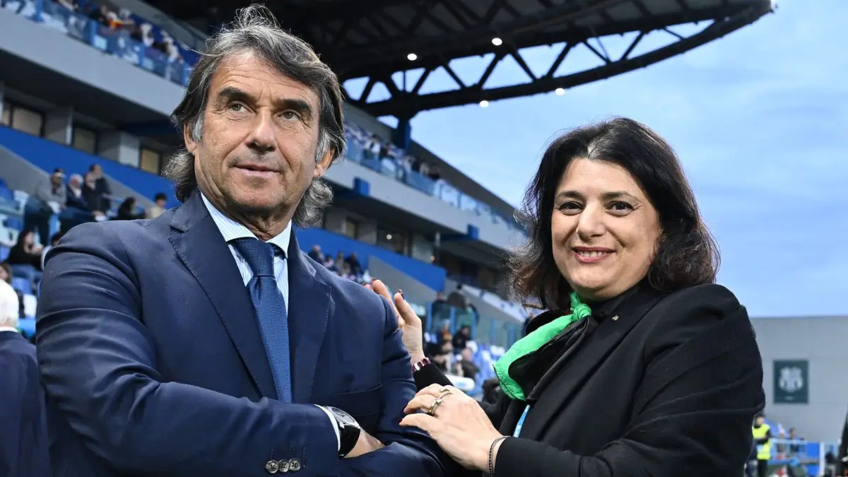 veronica squinzi racconta il suo sassuolo guardiamo sempre al prossimo traguardo berardi 232 la bandiera matic campione con la c maiuscola vi spiego la scelta di aquilani da Calcionews24.com veronica squinzi racconta il suo sassuolo guardiamo sempre al prossimo traguardo berardi 232 la bandiera matic campione con la c maiuscola vi spiego la scelta di aquilani