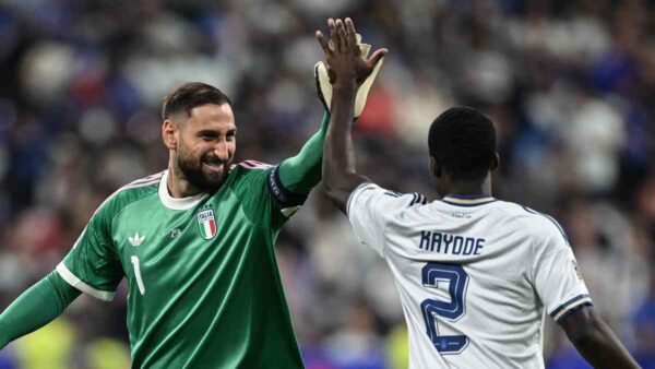 Donnarumma Kayode per calcio