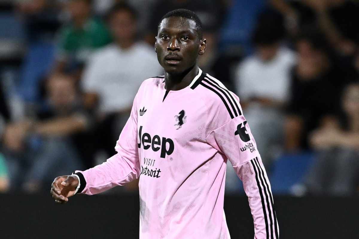 Pagelle Cagliari Juventus: Maldini non si ferma, Kolo Muani si sblocca ma spreca troppo – I VOTI Pagelle Cagliari Juventus: Maldini non si ferma, Kolo Muani si sblocca ma spreca troppo – I VOTI