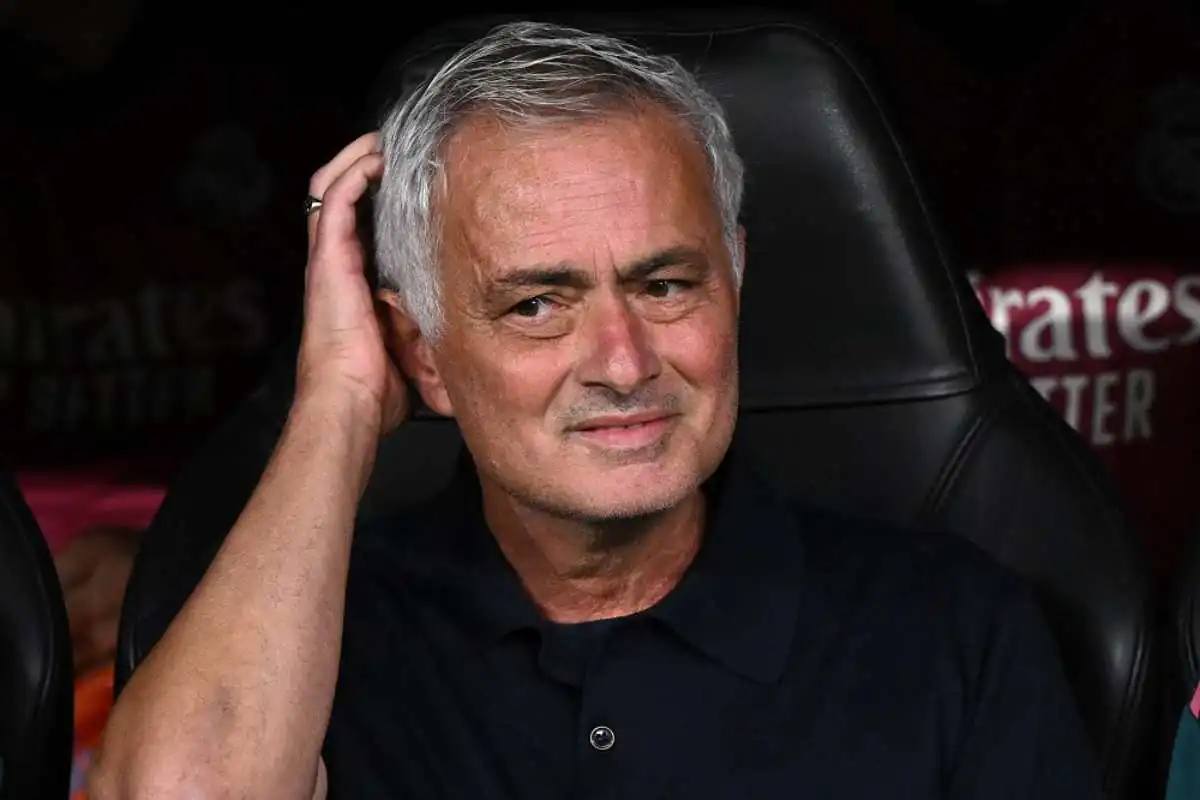 roma real madrid mourinho ritrova l8217olimpico per 908217 i tifosi della roma saranno avversari loro e l8217inter le pi249 forti in italia da Calcionews24.com roma real madrid mourinho ritrova l8217olimpico per 908217 i tifosi della roma saranno avversari loro e l8217inter le pi249 forti in italia