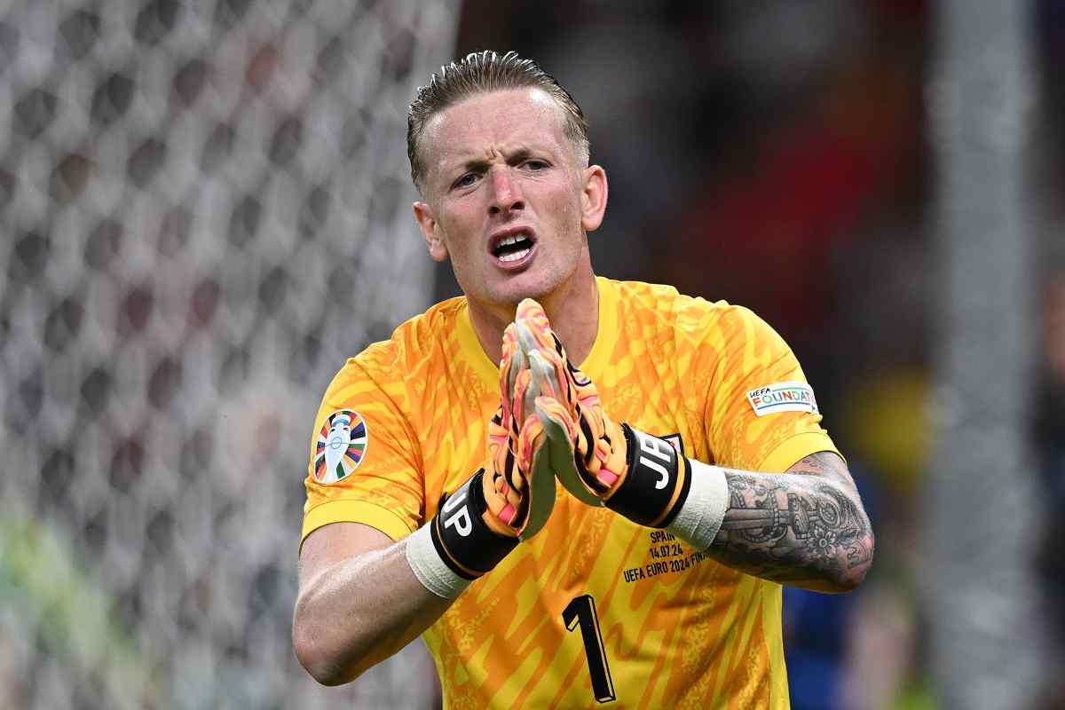 pickford nei guai per un episodio al volante il portiere dell8217everton rischia un incidente scappa e poi ammette la colpa la ricostruzione da Calcionews24.com pickford nei guai per un episodio al volante il portiere dell8217everton rischia un incidente scappa e poi ammette la colpa la ricostruzione