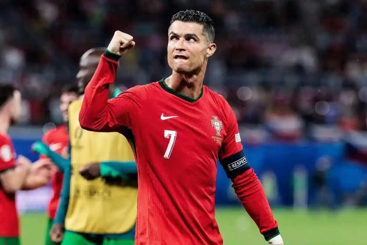cristiano ronaldo non lascia il portogallo cr7 rompe il silenzio sul caso jorge jesus con una lunga lettera chiedo scusa a compagni e tifosi sono pronto a tornare col ct8230 da Calcionews24.com cristiano ronaldo non lascia il portogallo cr7 rompe il silenzio sul caso jorge jesus con una lunga lettera chiedo scusa a compagni e tifosi sono pronto a tornare col ct8230