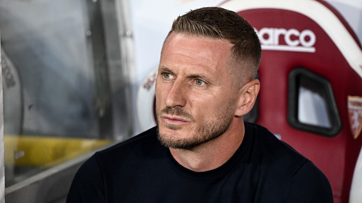 Abate in conferenza stampa verso Frosinone Torino: «Siamo in un sentiero di montagna, dobbiamo stare molto attenti a dove mettiamo i piedi. Contento per Perri»