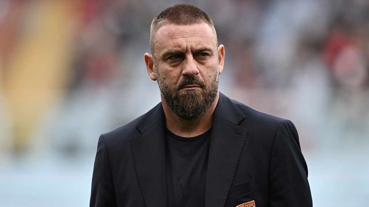 de rossi in conferenza stampa verso lecce genoa non mi piacciono gli allenatori che vincono e si lamentano osmajic mi entusiasma lui in coppia con colombo8230 da Calcionews24.com de rossi in conferenza stampa verso lecce genoa non mi piacciono gli allenatori che vincono e si lamentano osmajic mi entusiasma lui in coppia con colombo8230
