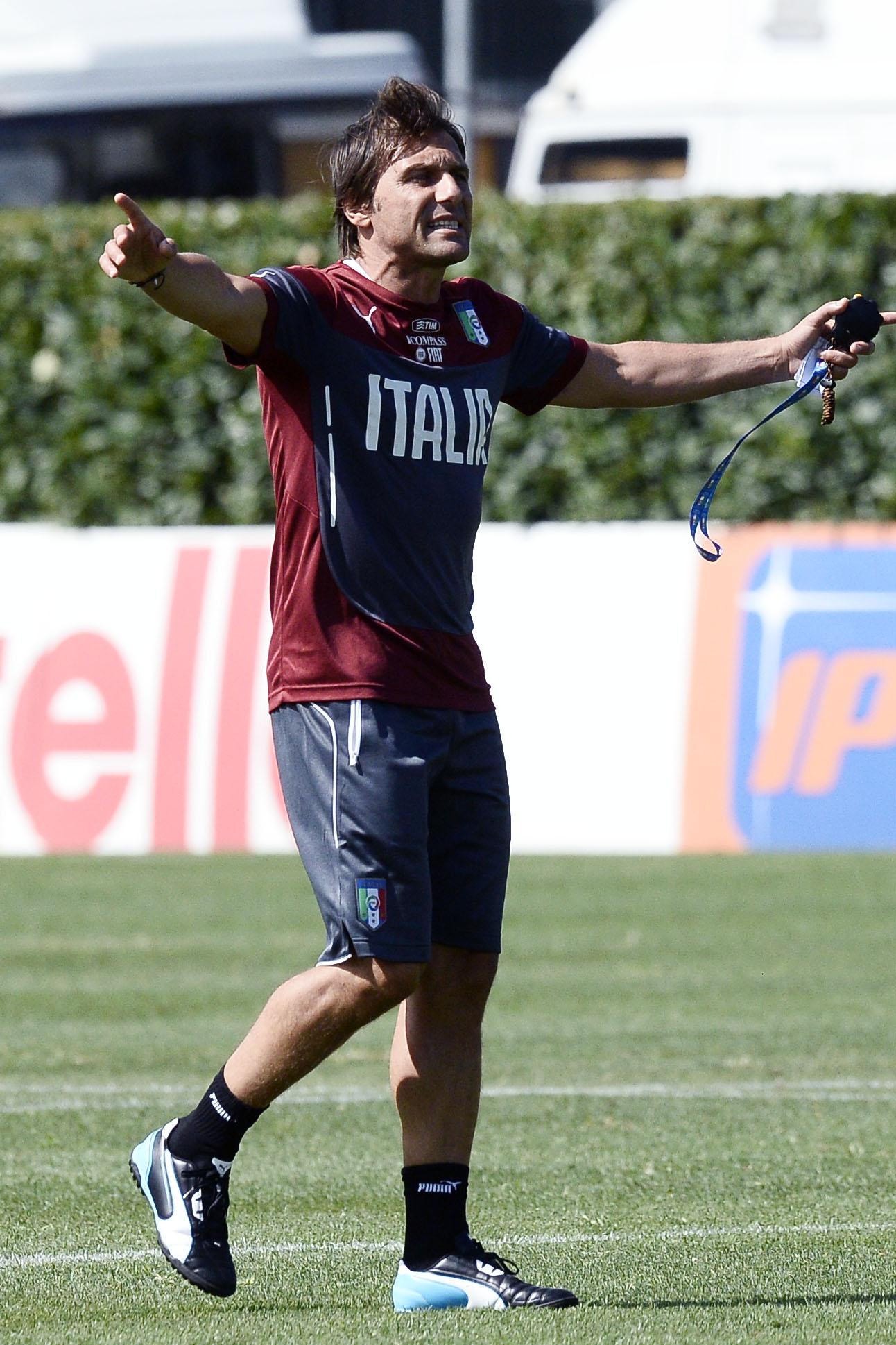 conte urla allenamento italia agosto 2014 ifa