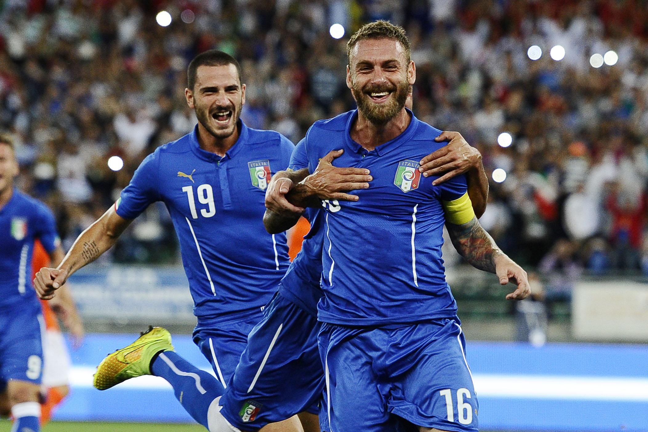 de rossi esulta italia settembre 2014 ifa