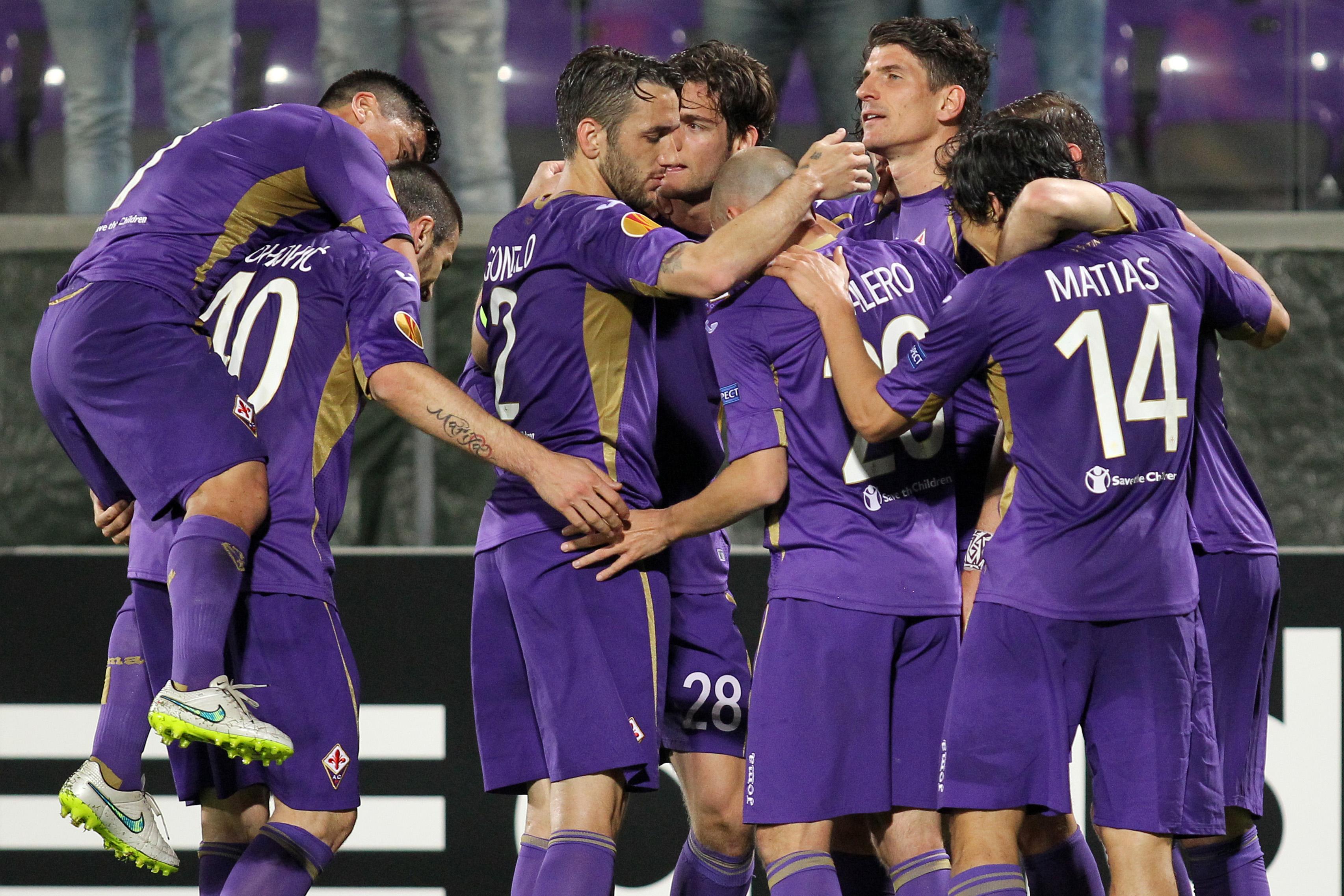 fiorentina esulta europa league aprile 2015 ifa
