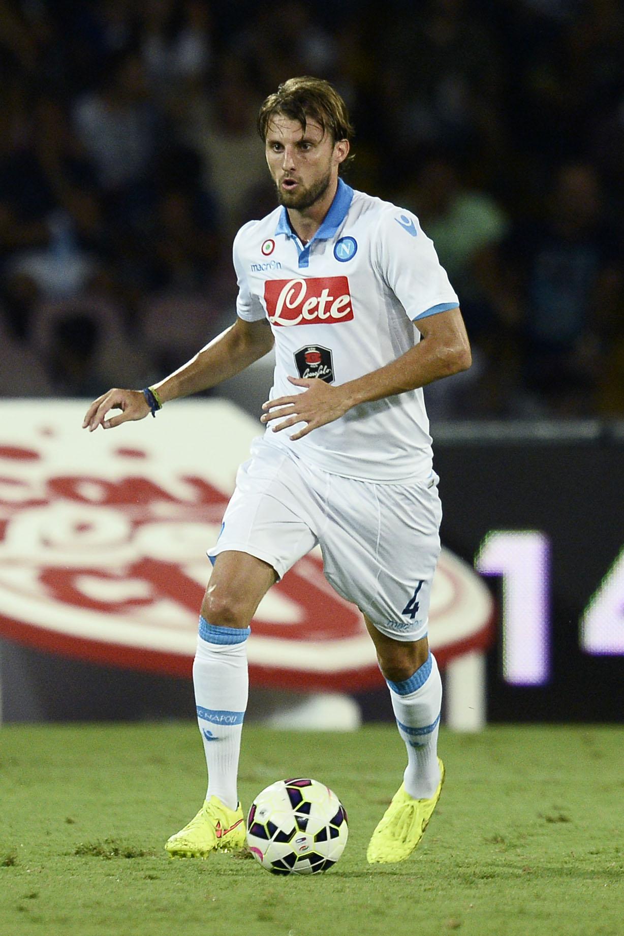 henrique azione napoli away agosto 2014 ifa