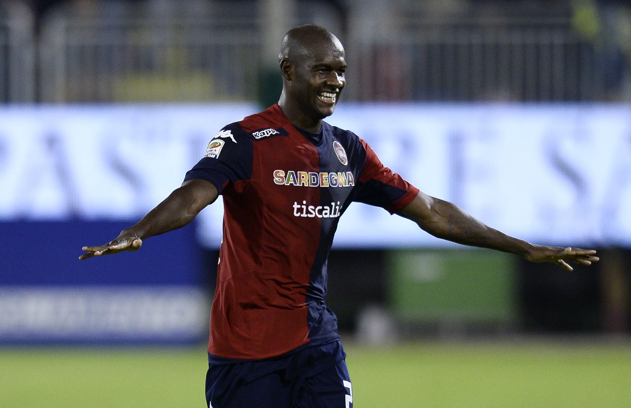 ibarbo esulta cagliari ottobre 2014 ifa