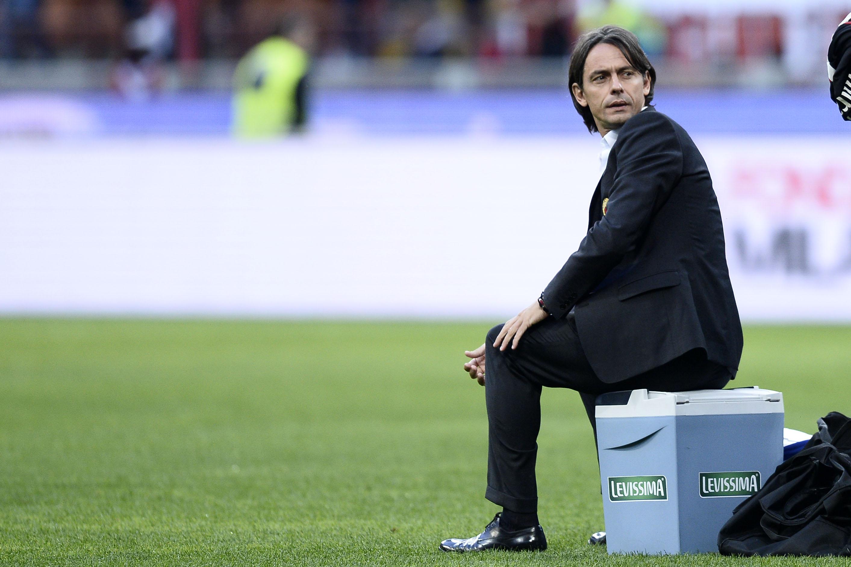 inzaghi seduto milan maggio 2015 ifa