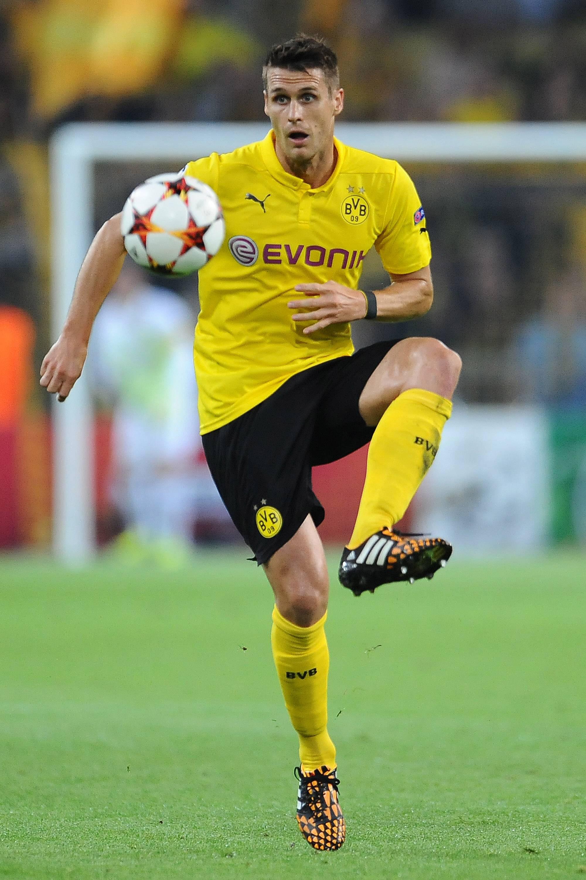 kehl azione borussia dortmund champions league settembre 2014 ifa