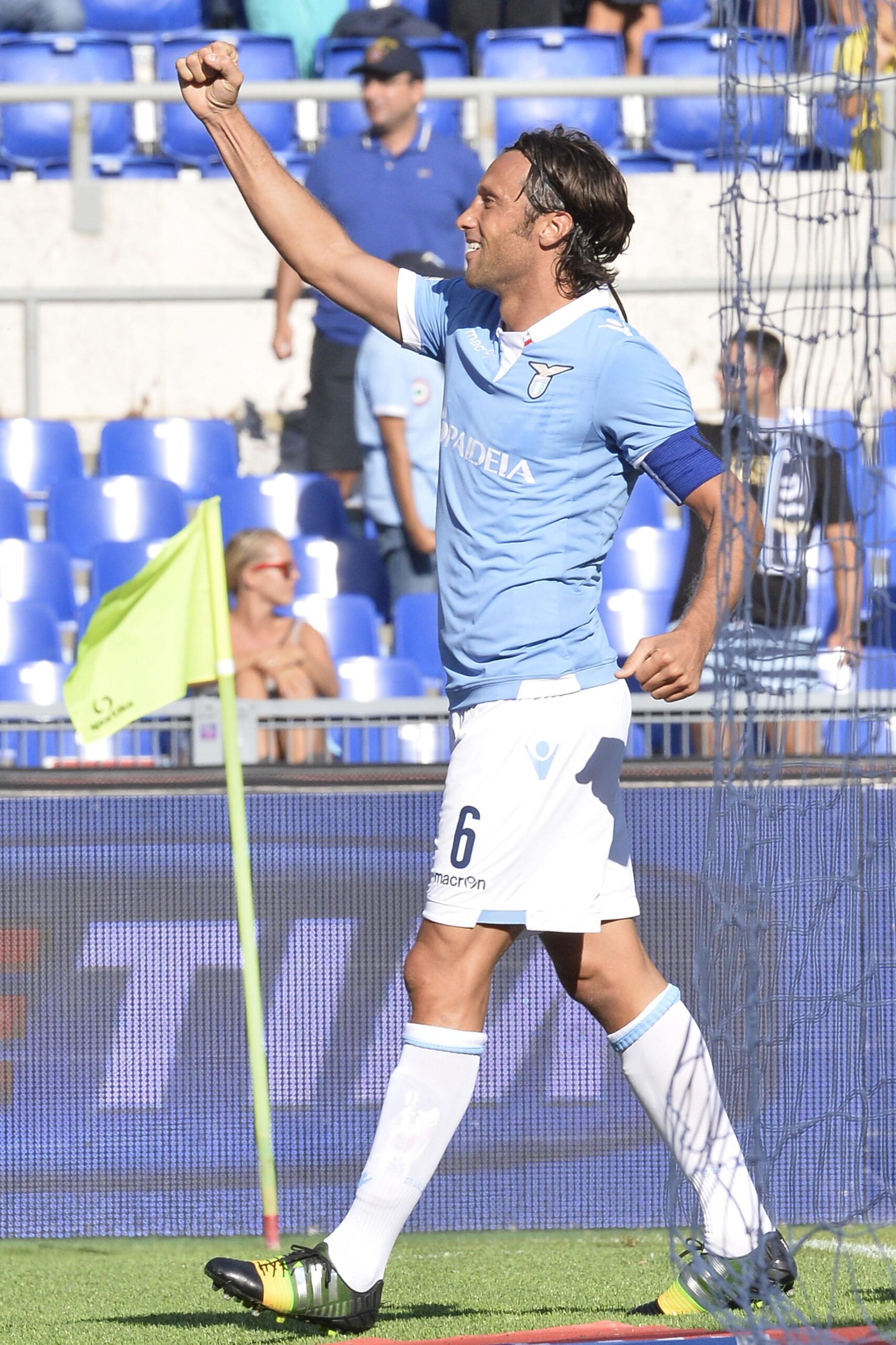 mauri esulta lazio settembre 2014 ifa scaled