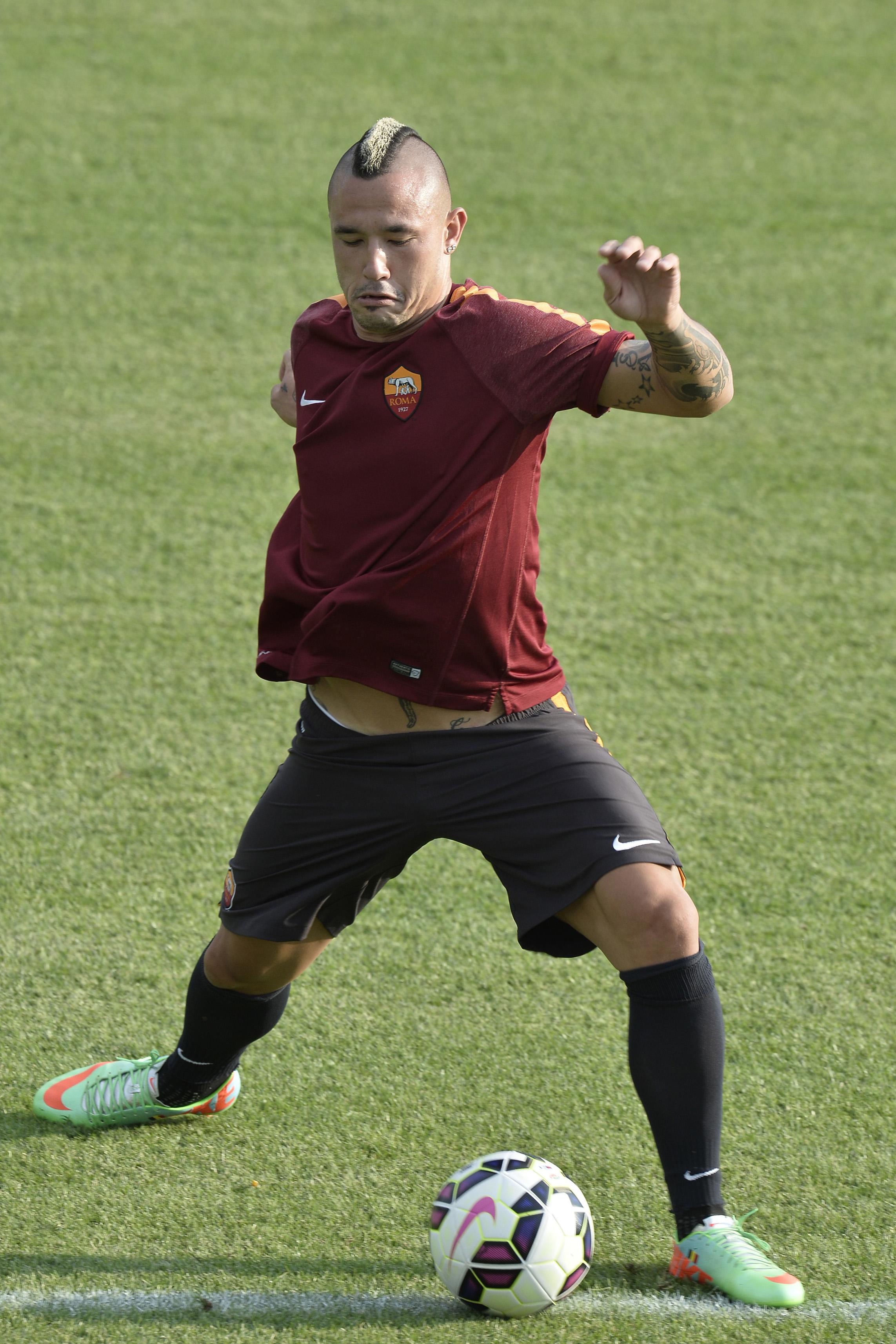nainggolan roma allenamento luglio 2014 ifa