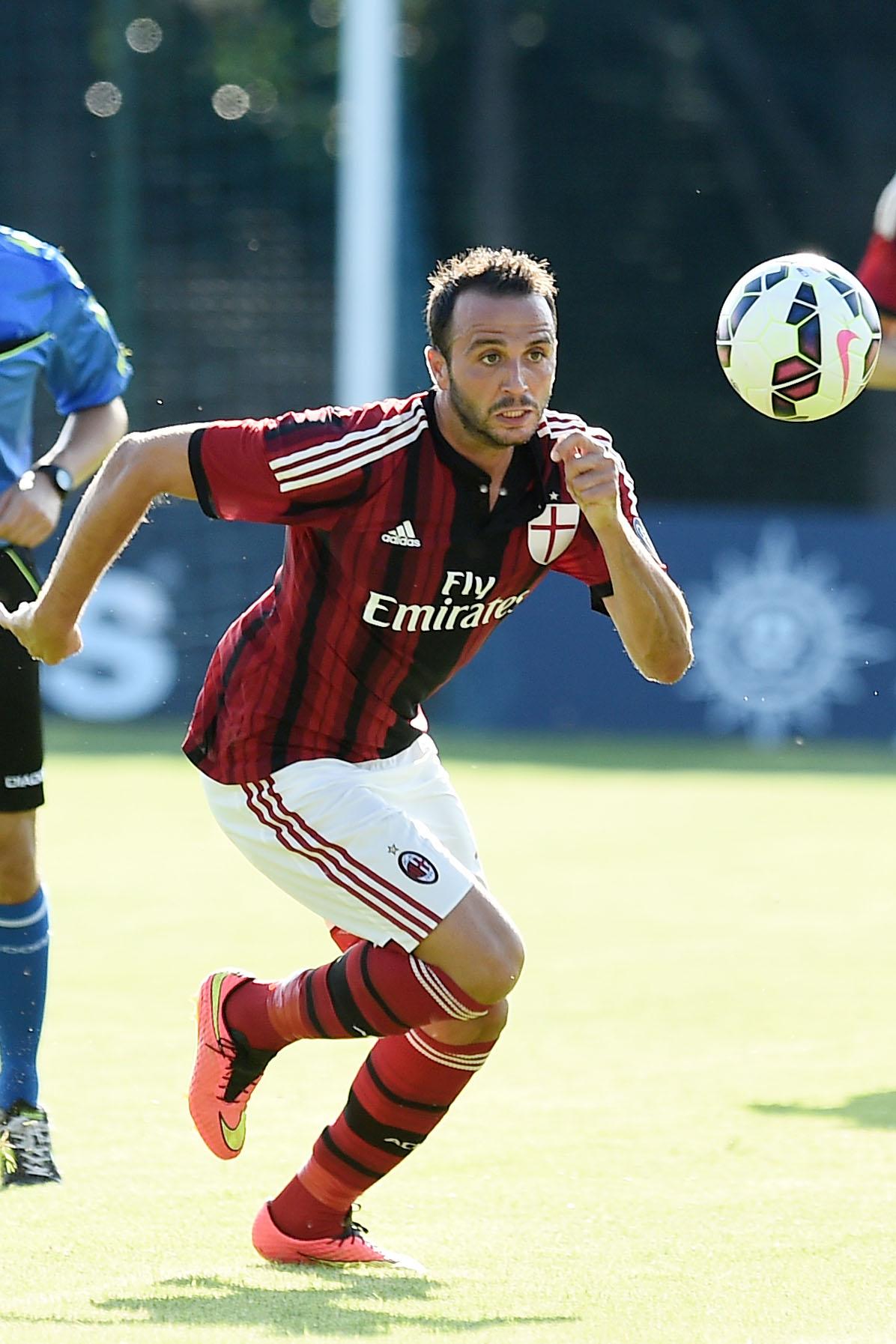 pazzini azione milan luglio 2014 ifa