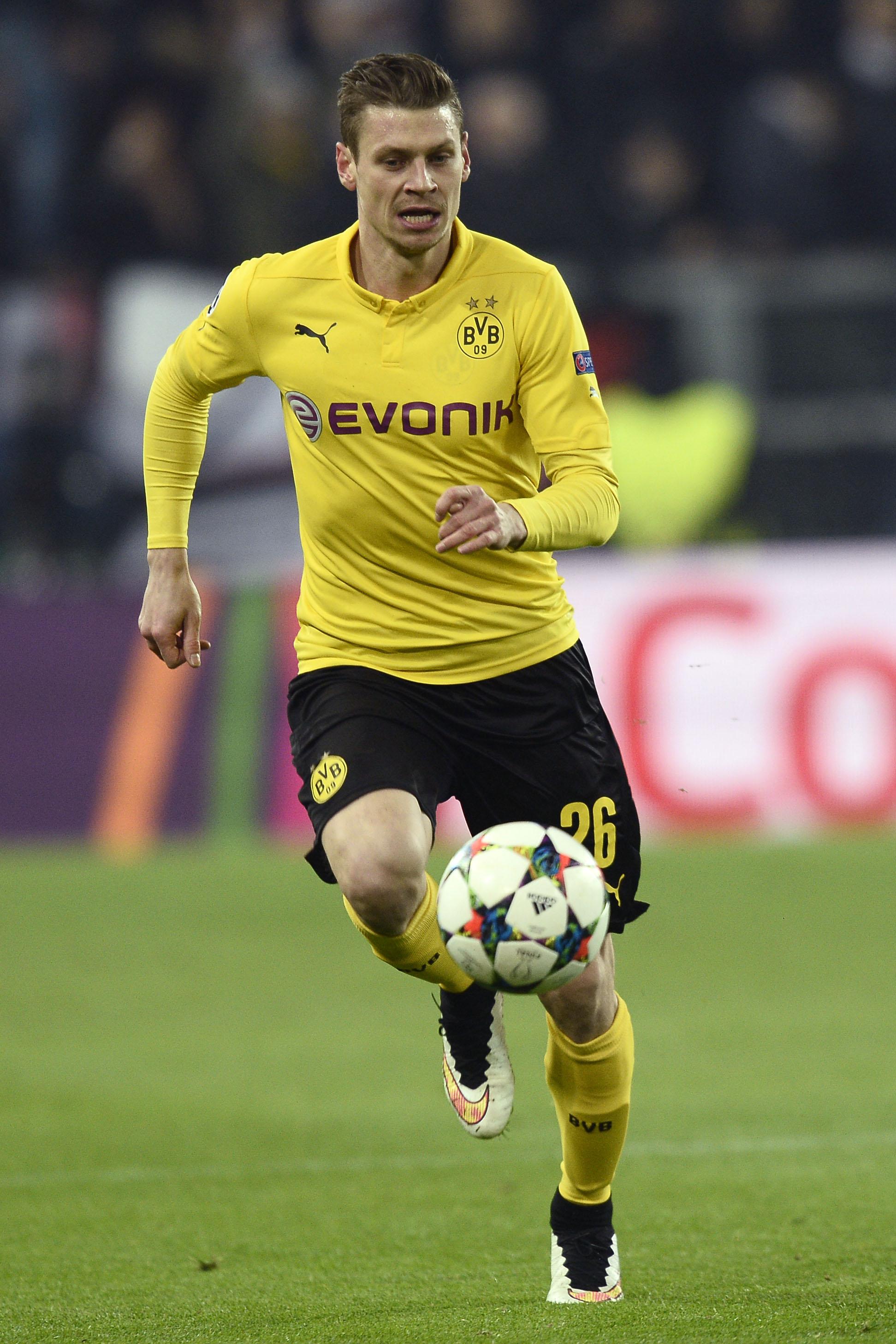 piszczek azione borussia dortmund champions league febbraio 2015 ifa