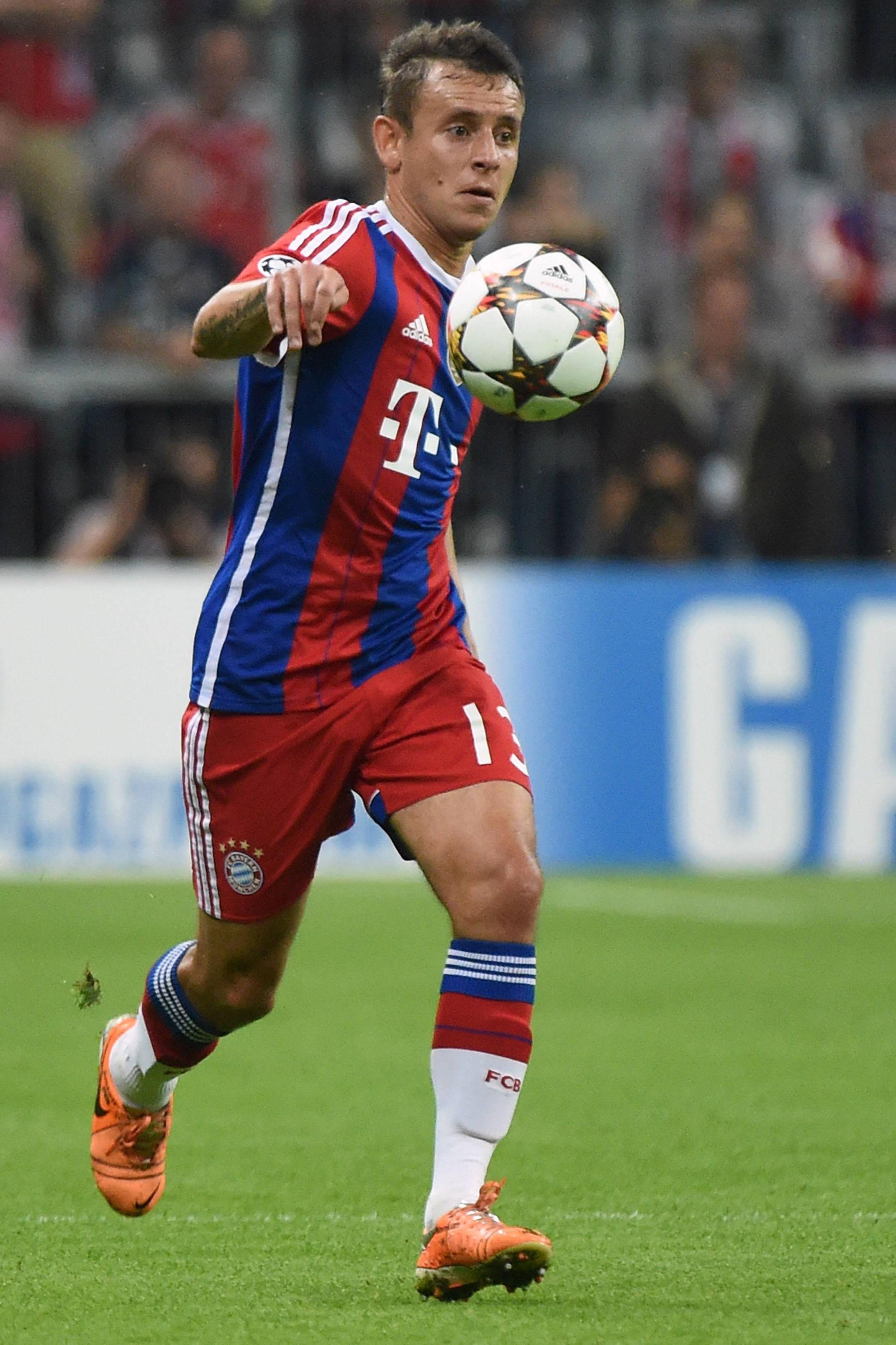 rafinha azione bayern monaco champions league settembre 2014 ifa