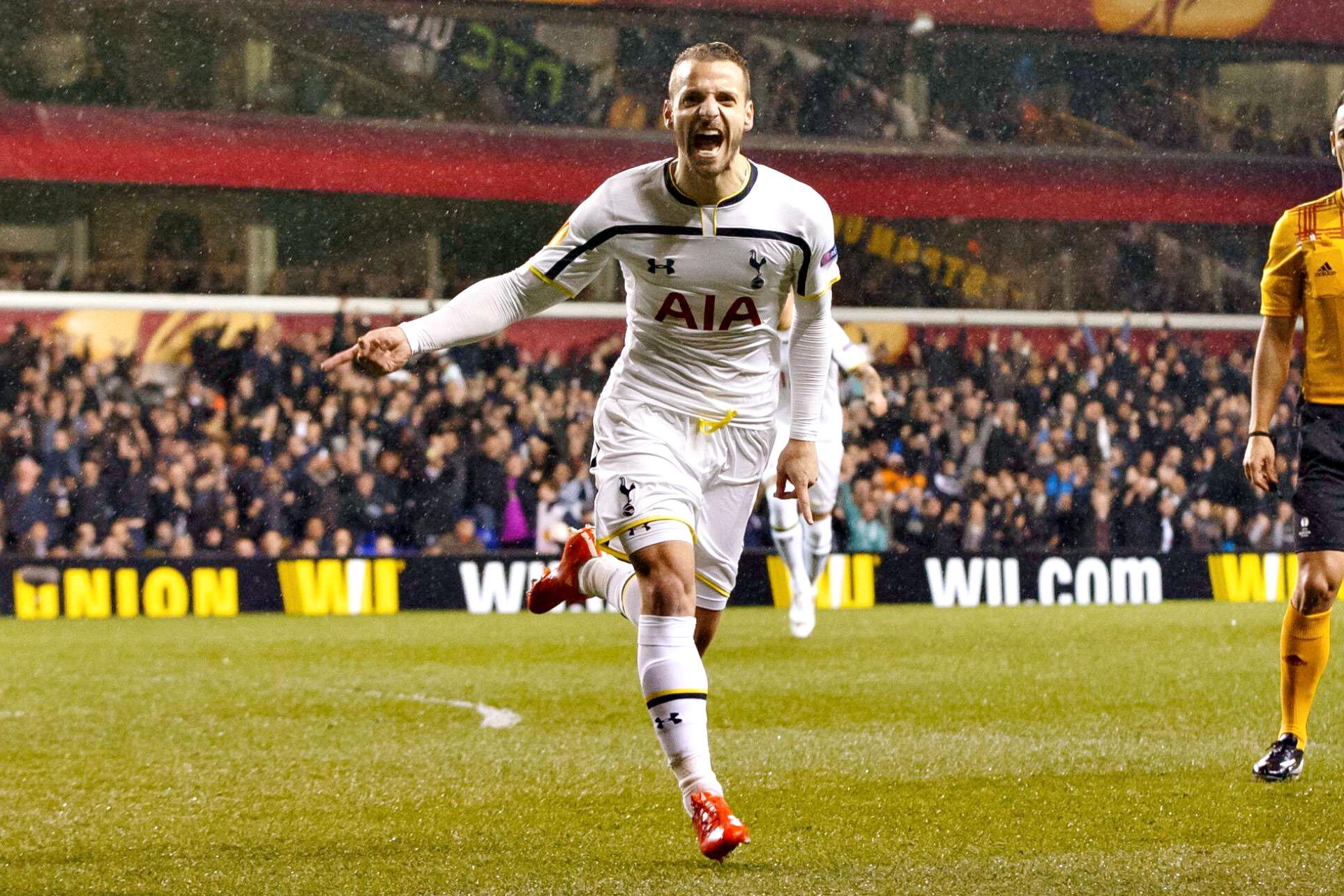 soldado esulta tottenham europa league febbraio 2015 ifa