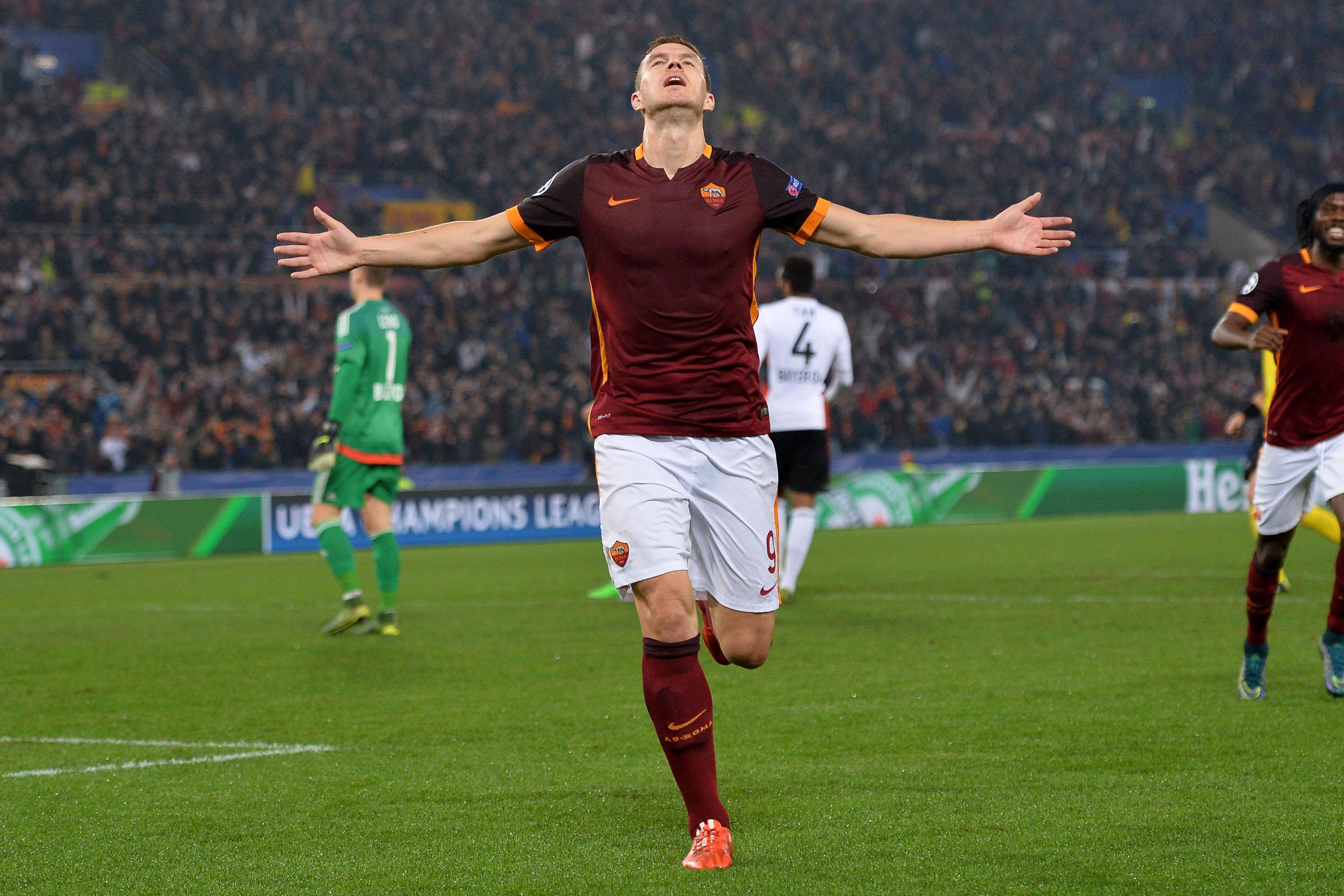 dzeko esulta roma champions league novembre 2015 ifa