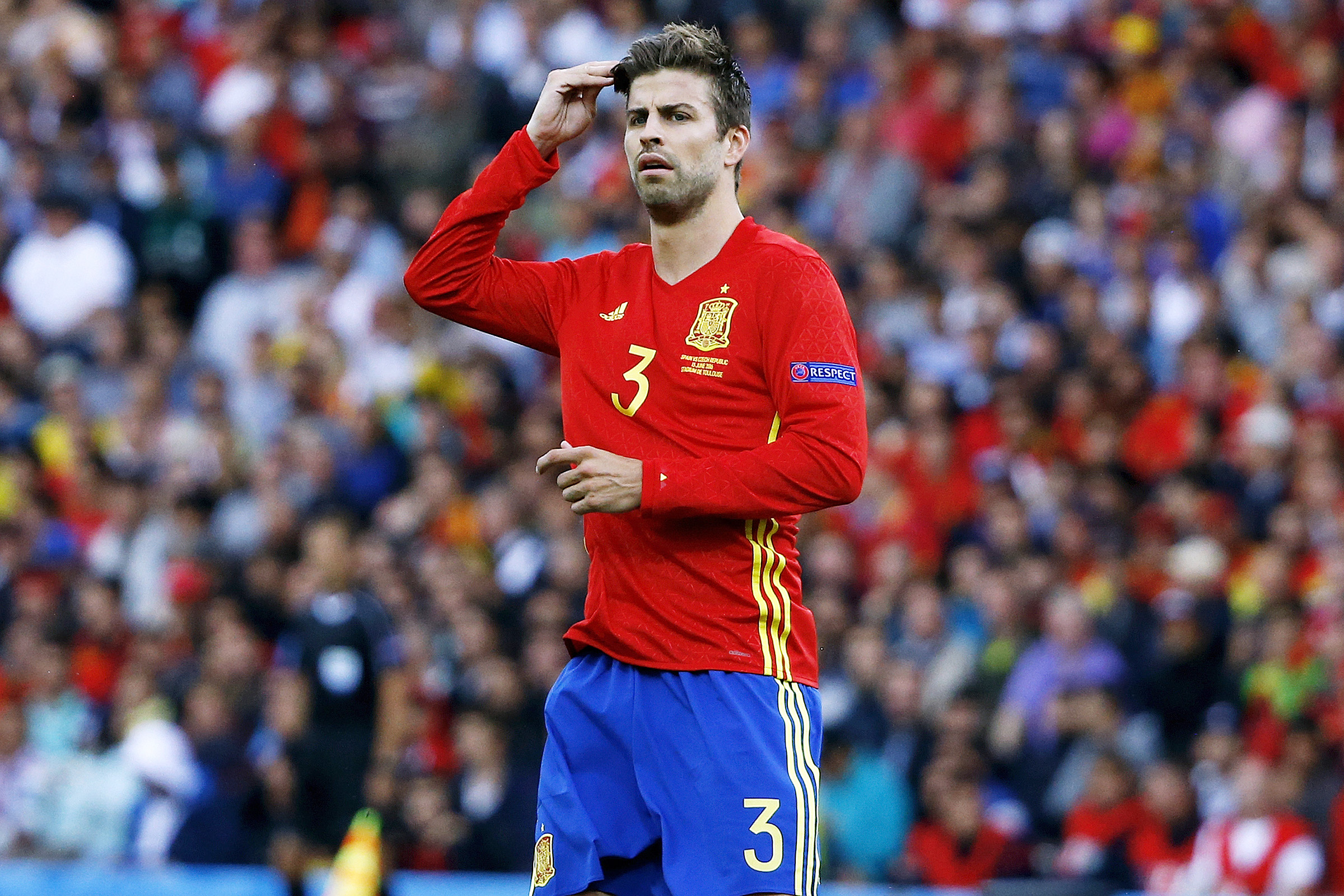 pique esulta spagna europei giugno 2016 ifa