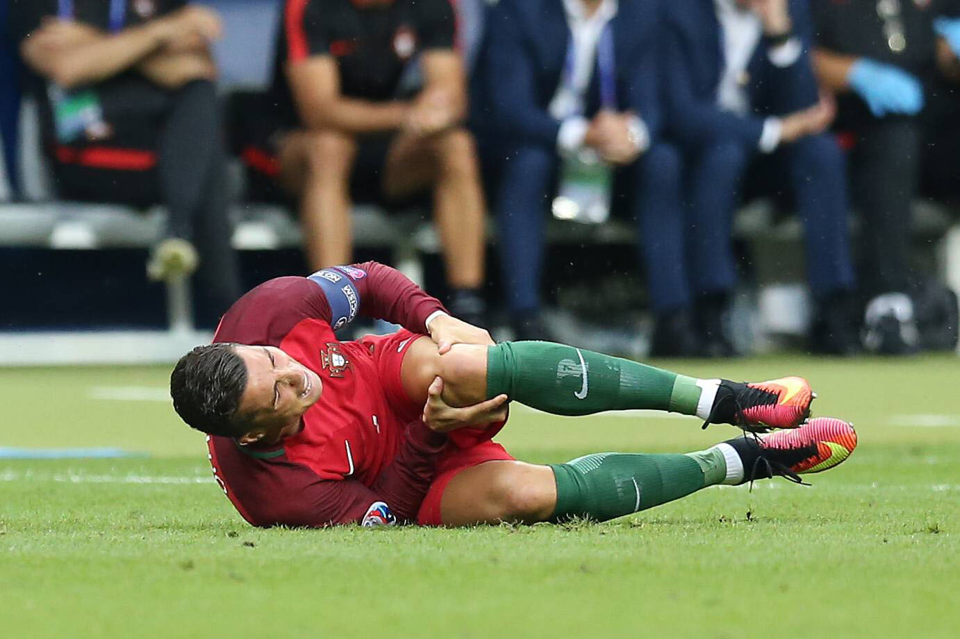 ronaldo cristiano infortunio portogallo finale europei luglio 2016 ifa