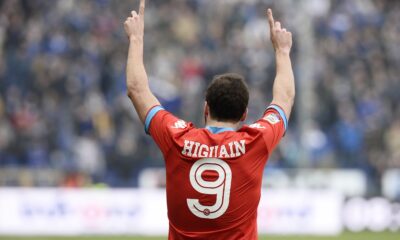 higuain esulta spalle napoli third gennaio 2016 ifa