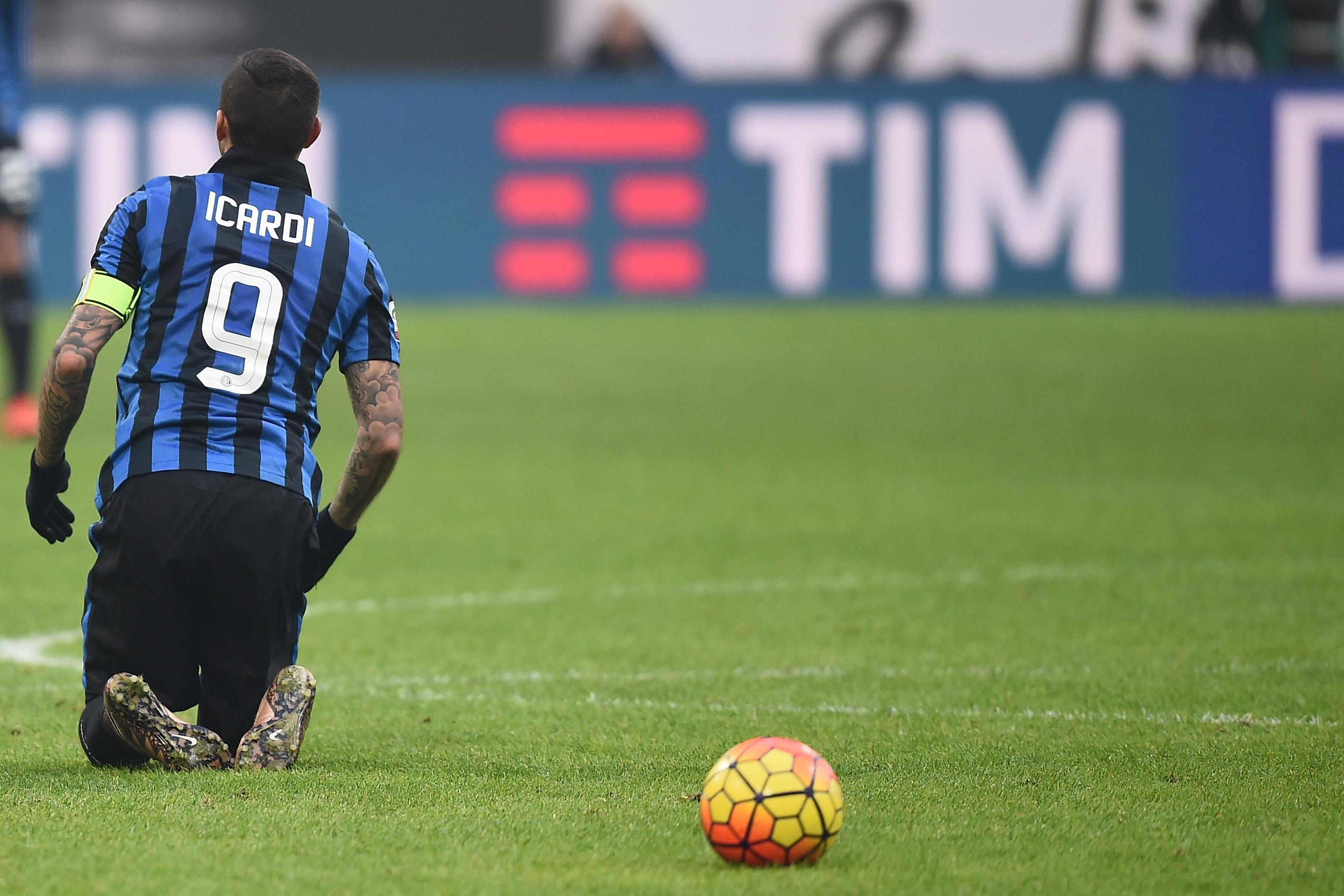 icardi disperato spalle inter gennaio 2016 ifa