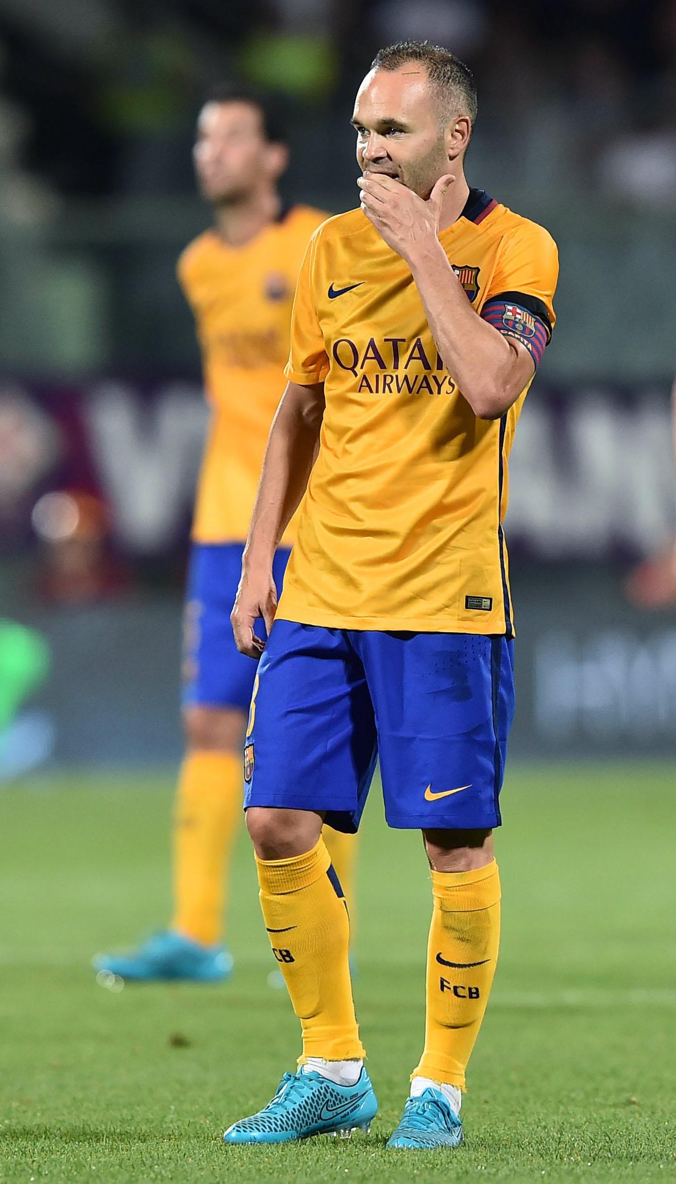 iniesta barcellona away agosto 2015 ifa