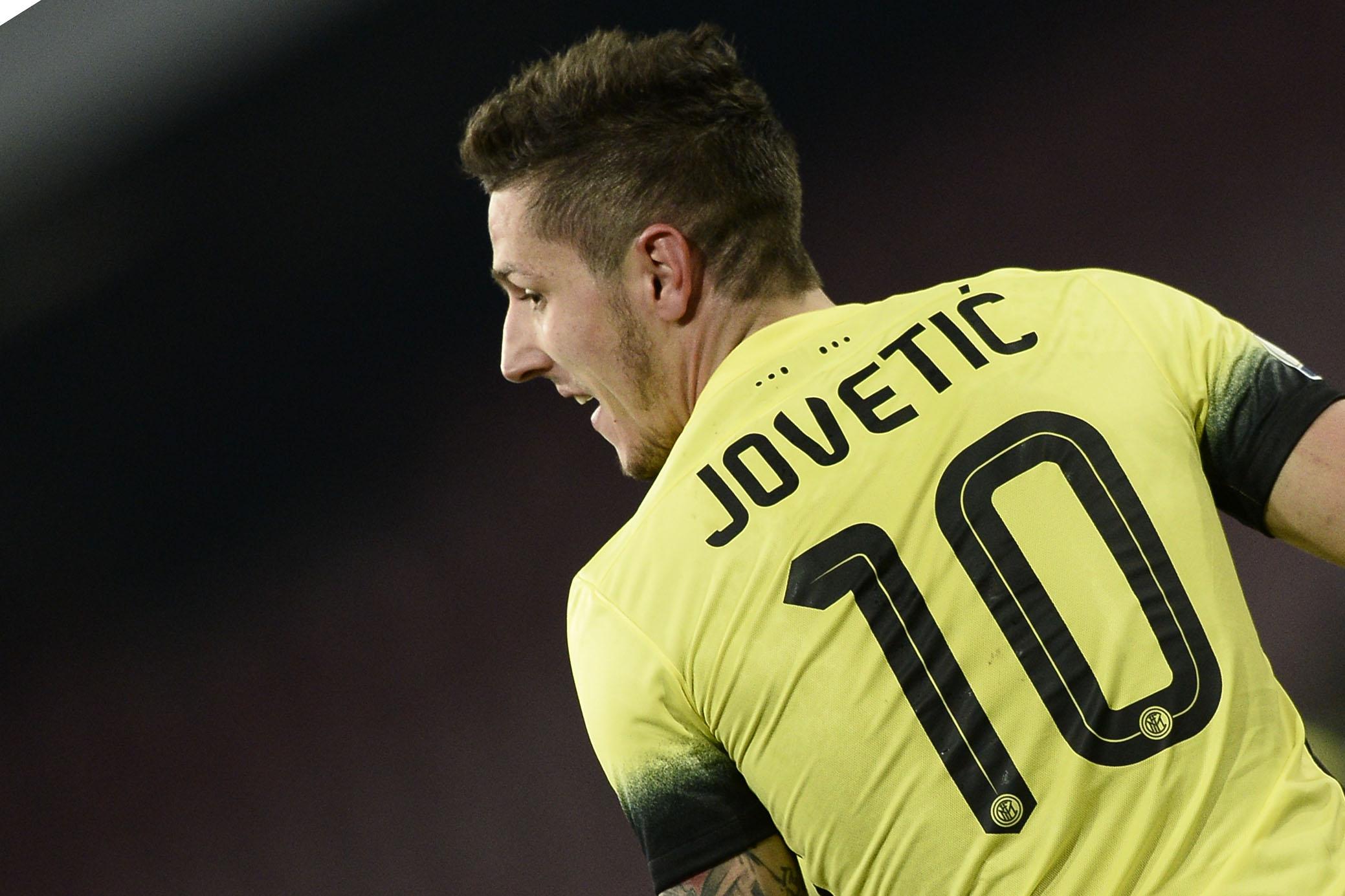 jovetic esulta spalle inter third gennaio 2016 ifa