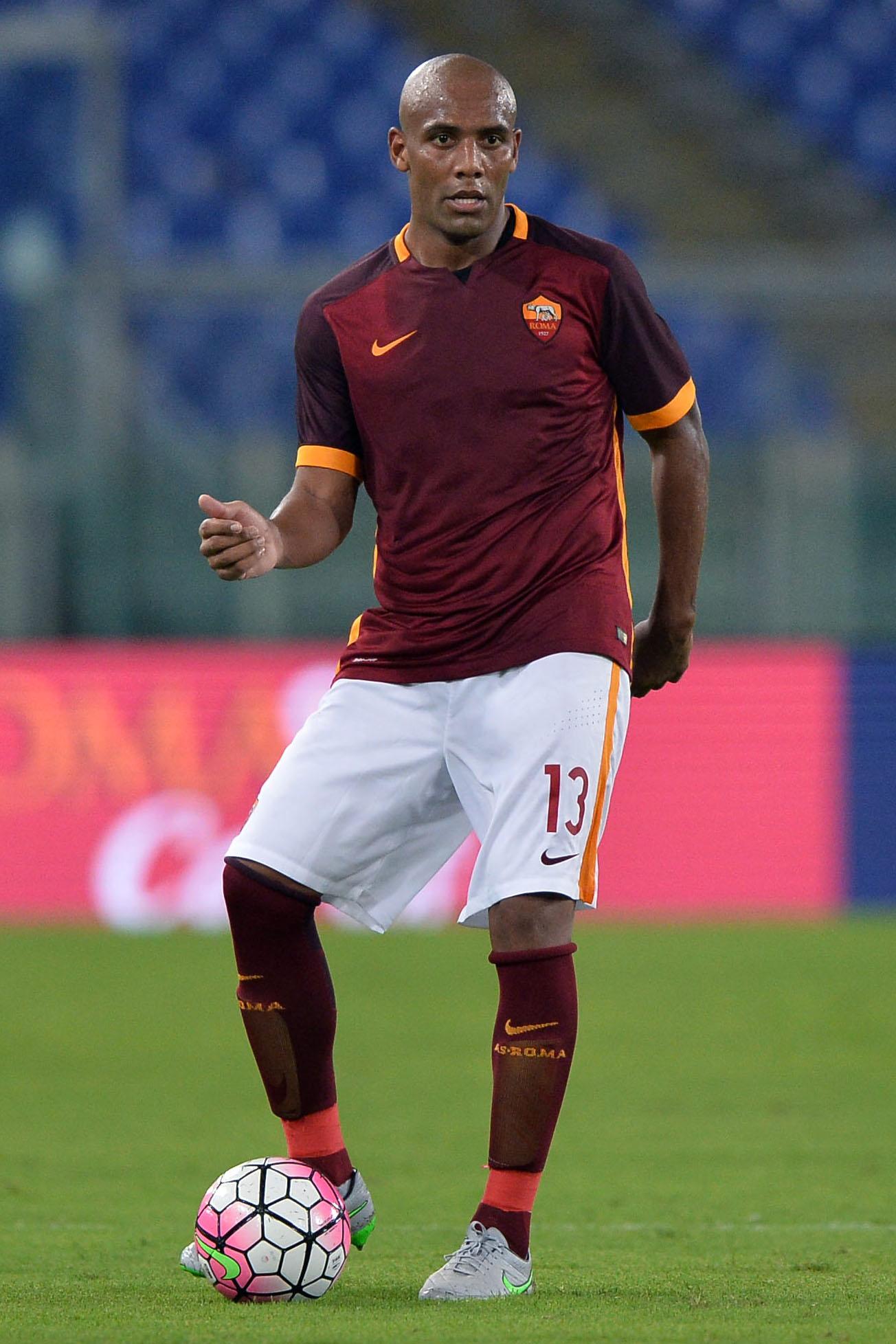 maicon azione roma agosto 2015 ifa