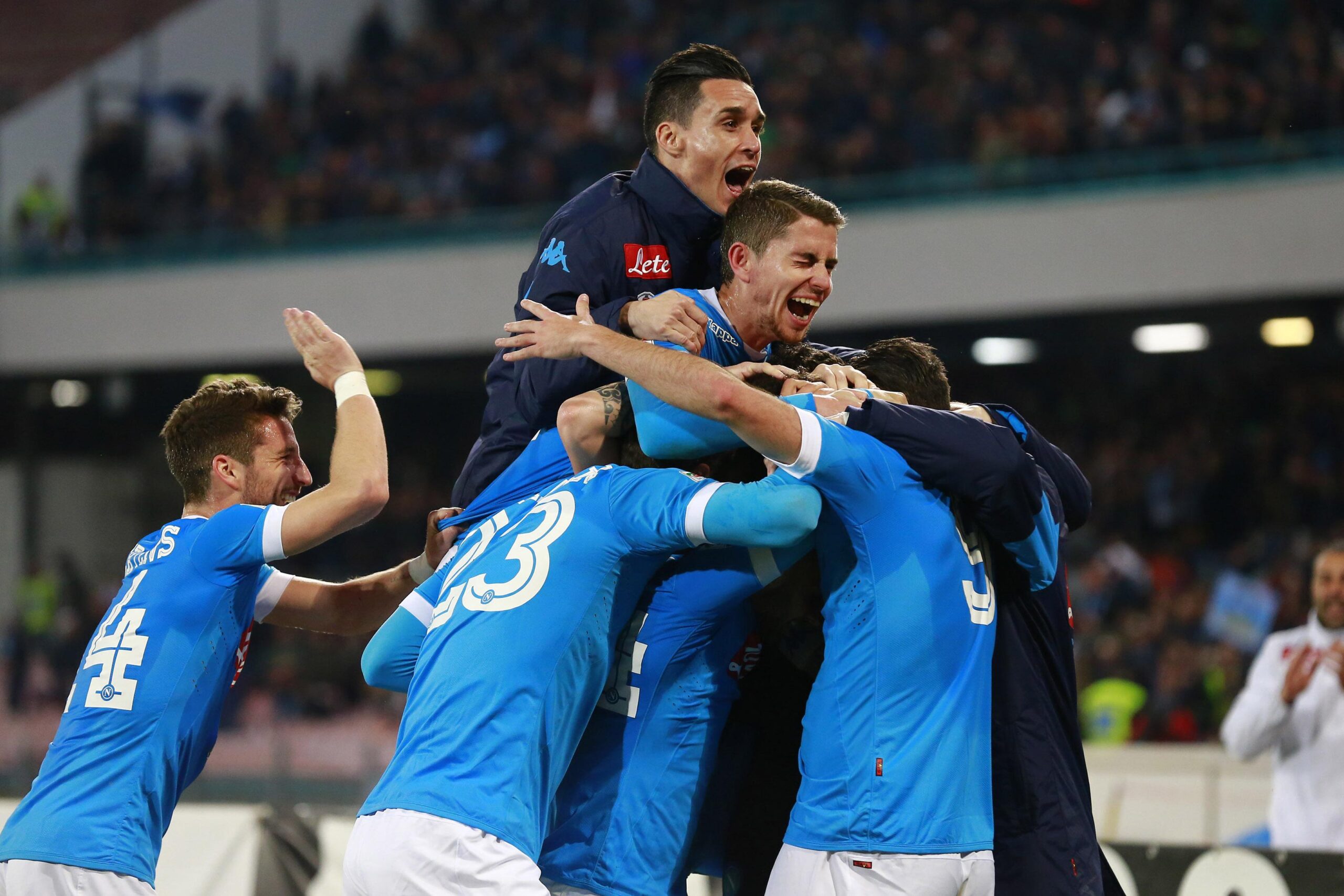 napoli esultanza marzo 2016 ifa scaled