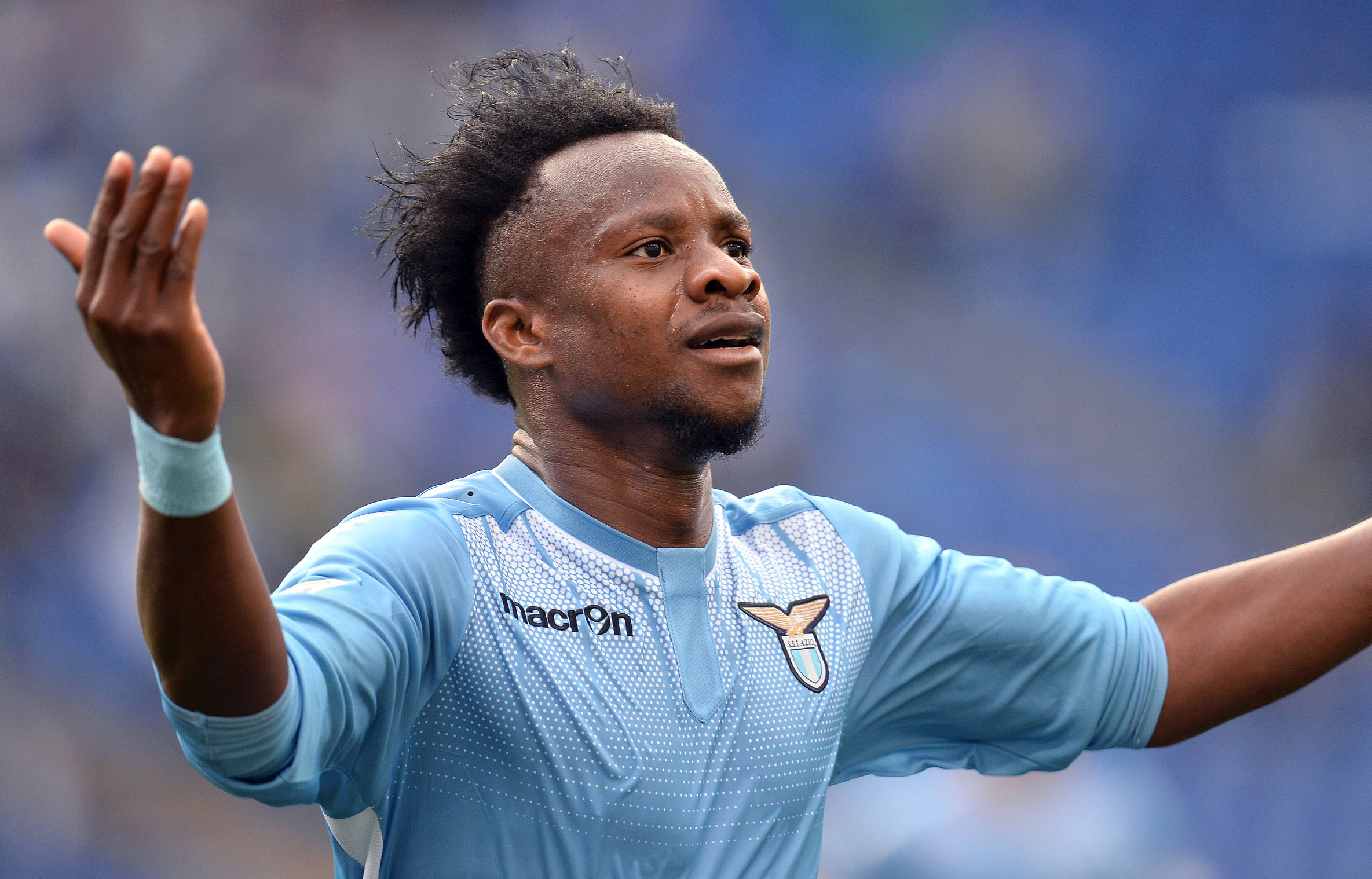 onazi esulta lazio aprile 2016 ifa