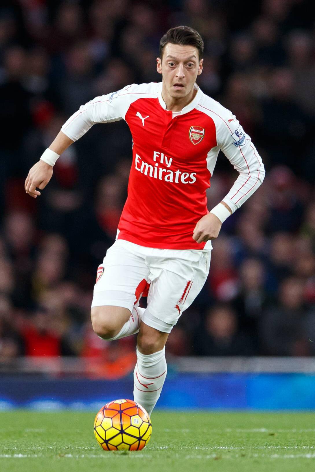 ozil azione arsenal gennaio 2016 ifa