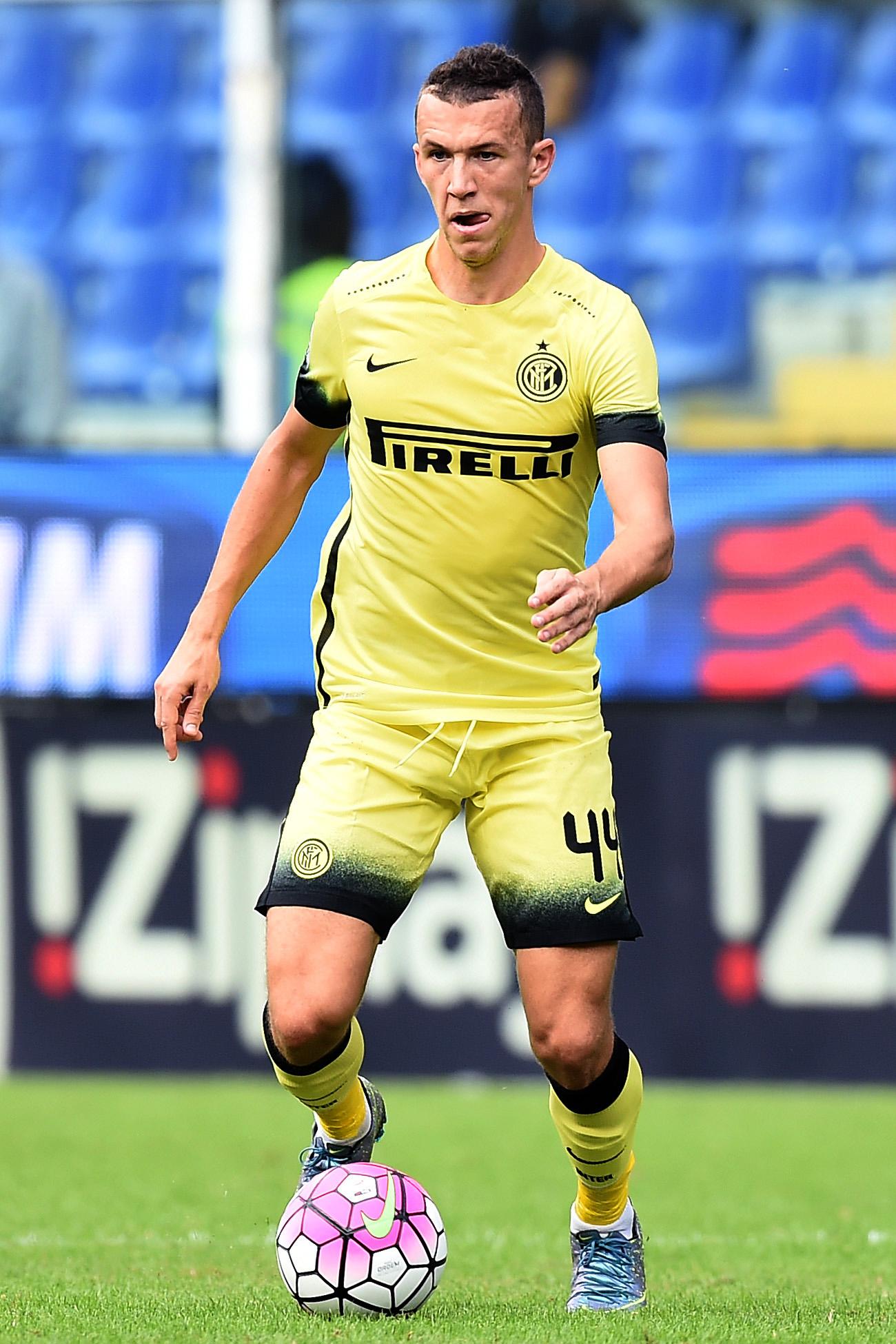 perisic azione inter third ottobre 2015 ifa